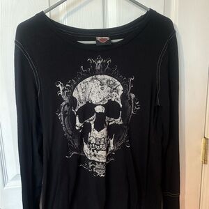 Black Long Sleeve Skull Graphic Tee